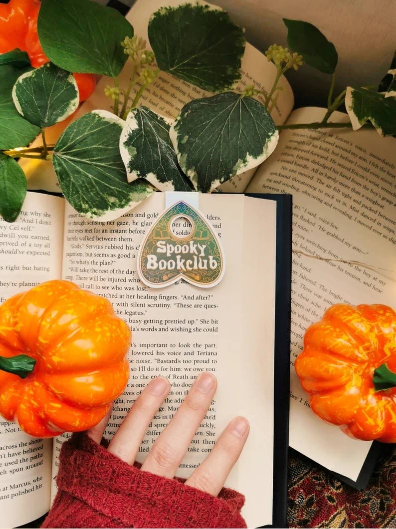 Planchette Spooky Bookclub Magnetisk Bokmerke