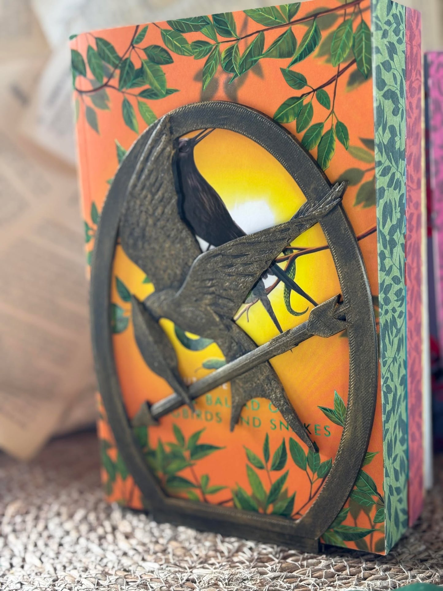 Bokstøtte - Hunger Games Mockingjay Bronze