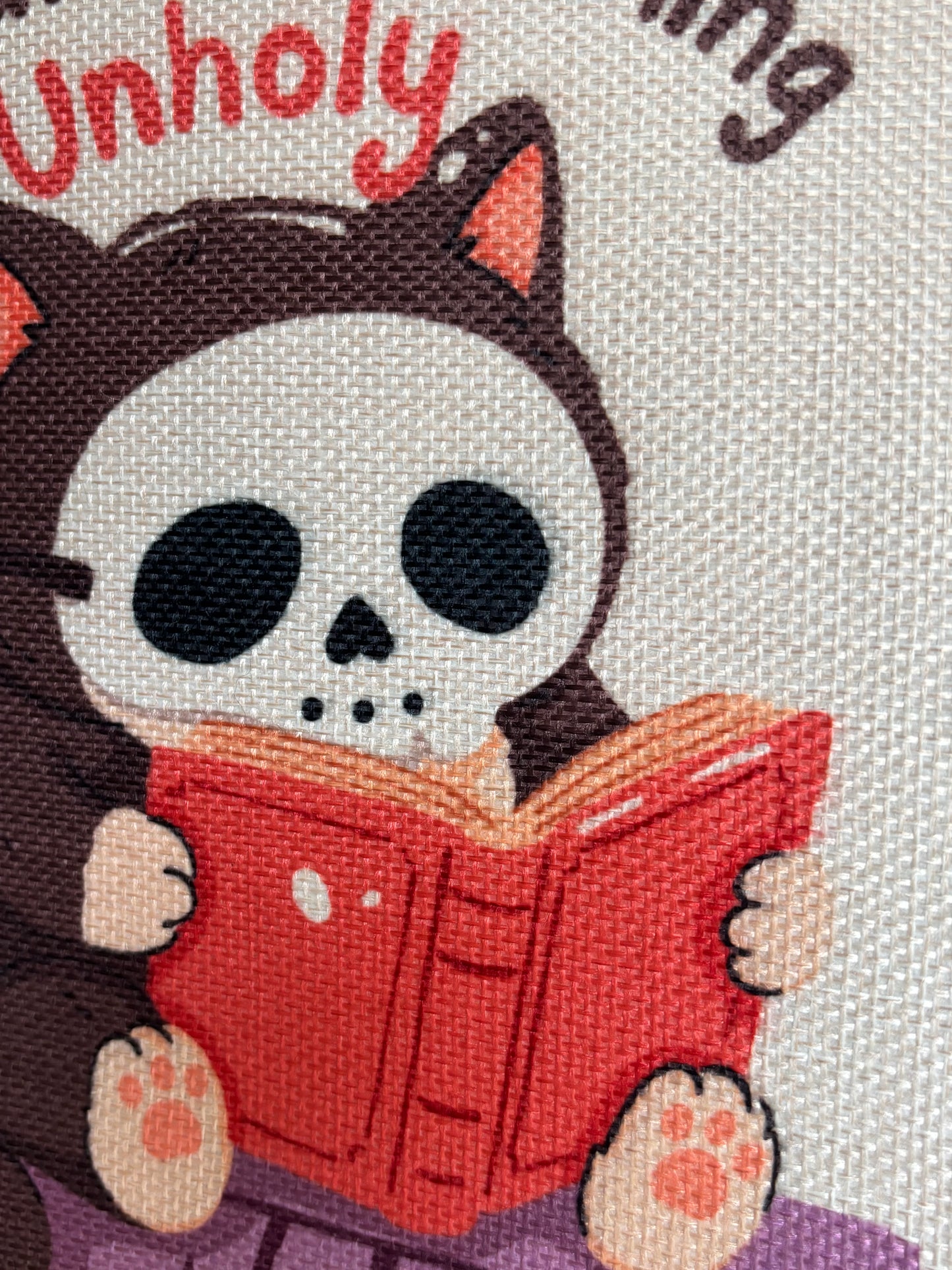 Reading something unholy Handlenett