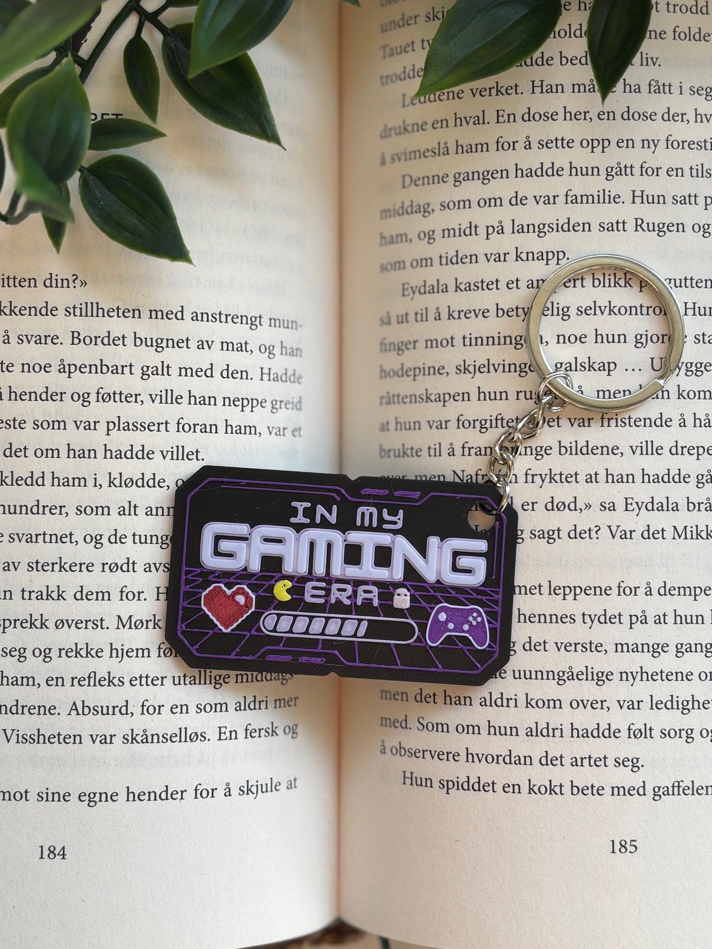 In My Gaming Era Book Club Nøkkelring
