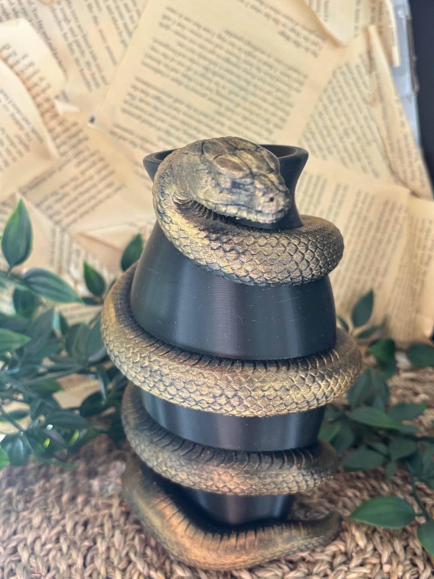 Serpent Vase