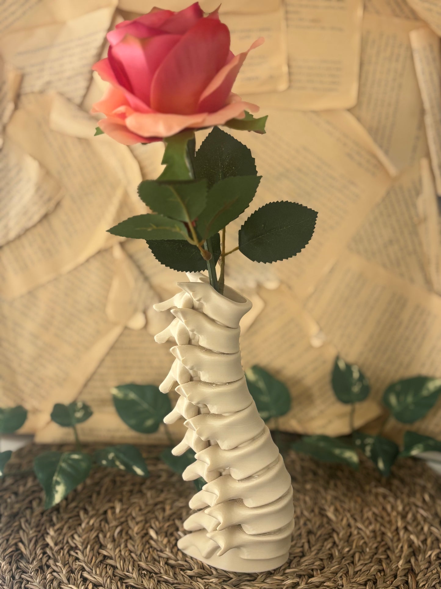 Spine Vase