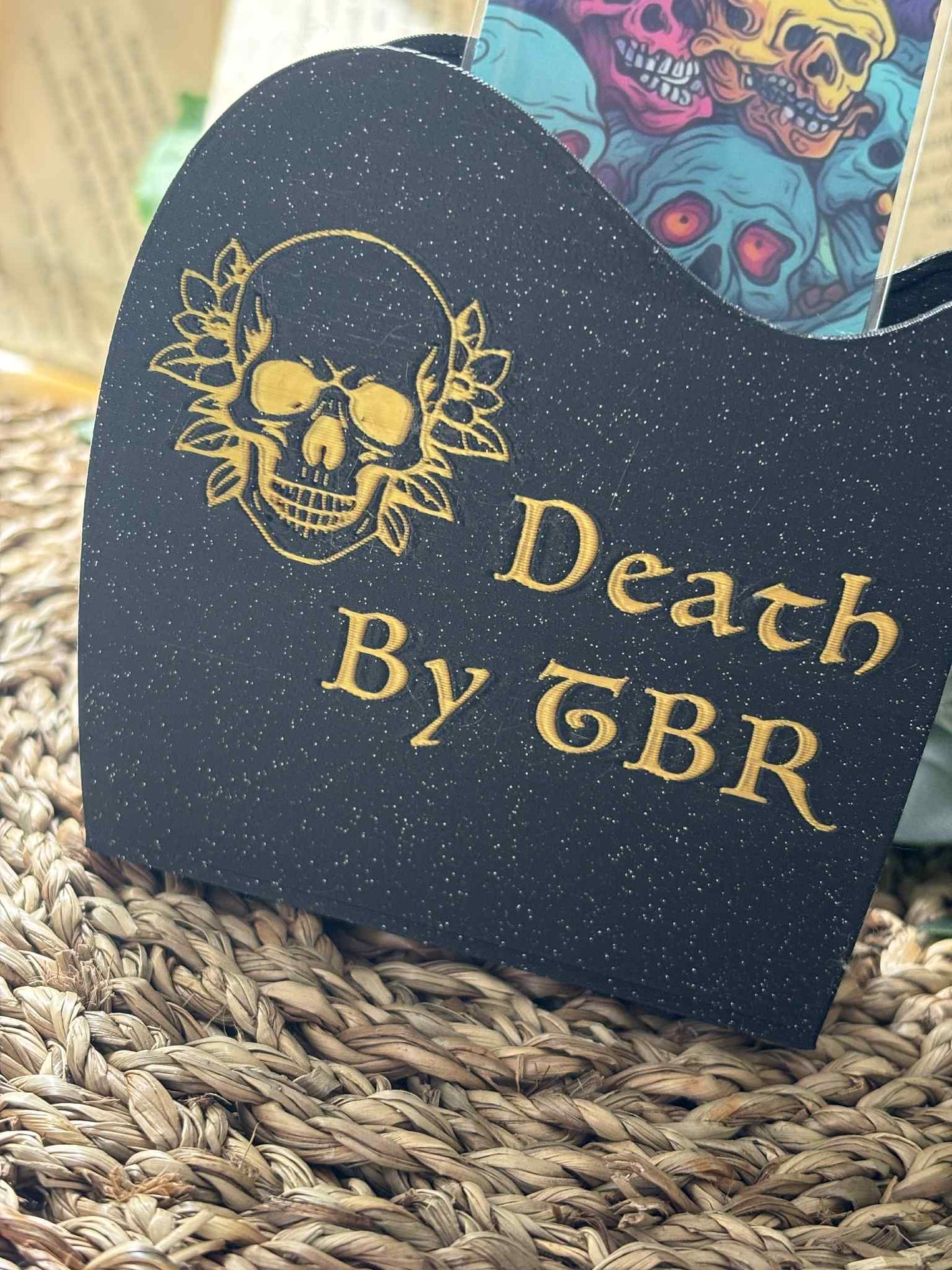 Death By TBR w/ skull - Penneholder / Bokmerkeholder