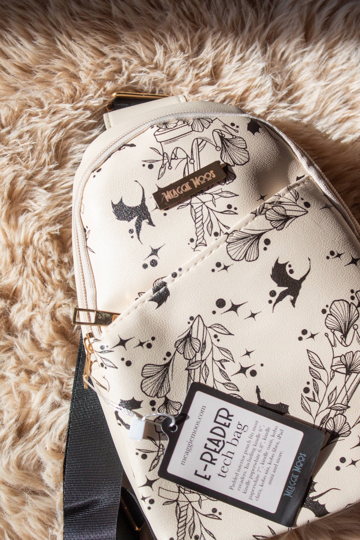 Bookish E-Reader Crossbody Tech Bag | Ivory Swords