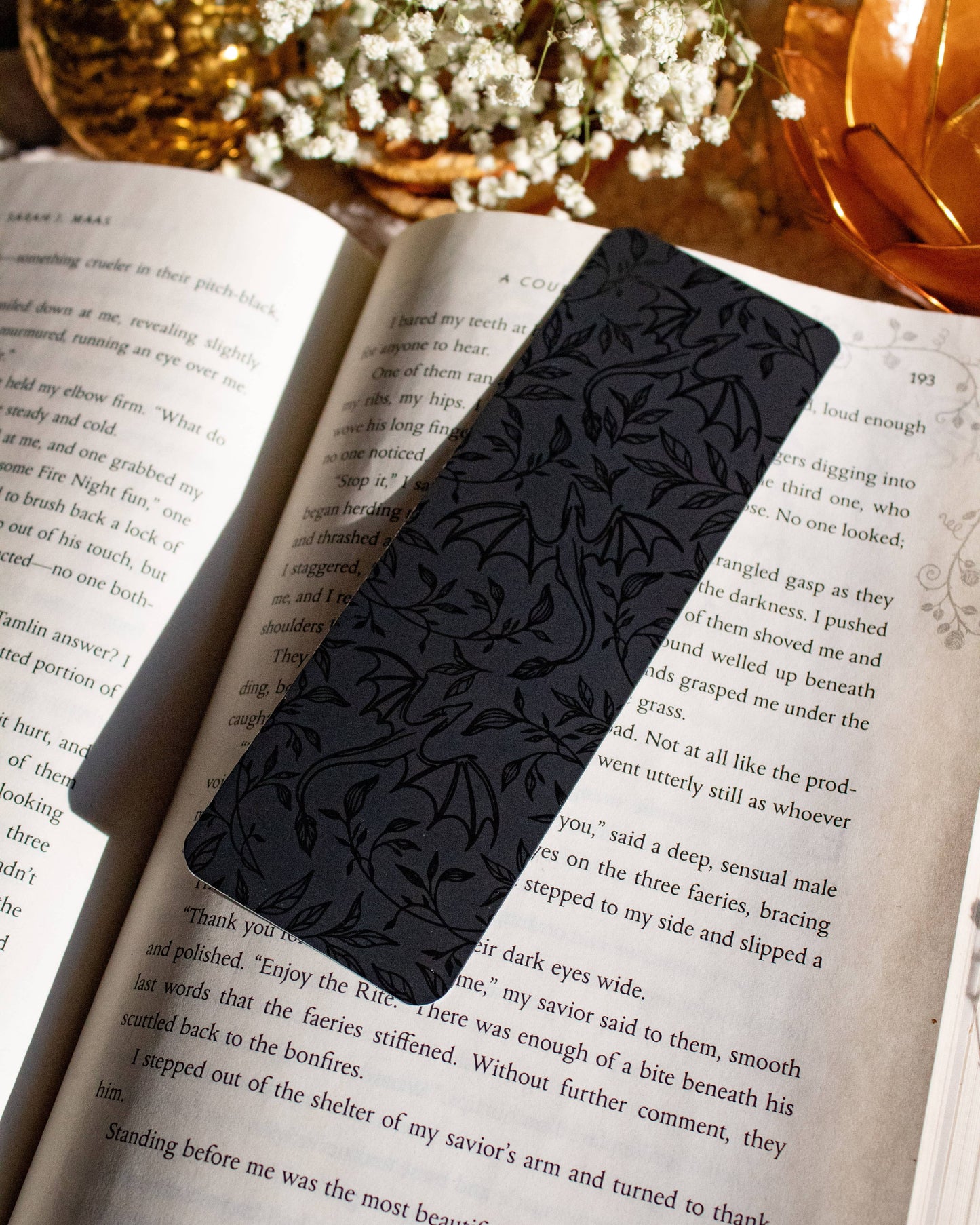 Black on Black Floral Dragons Foil Bokmerke