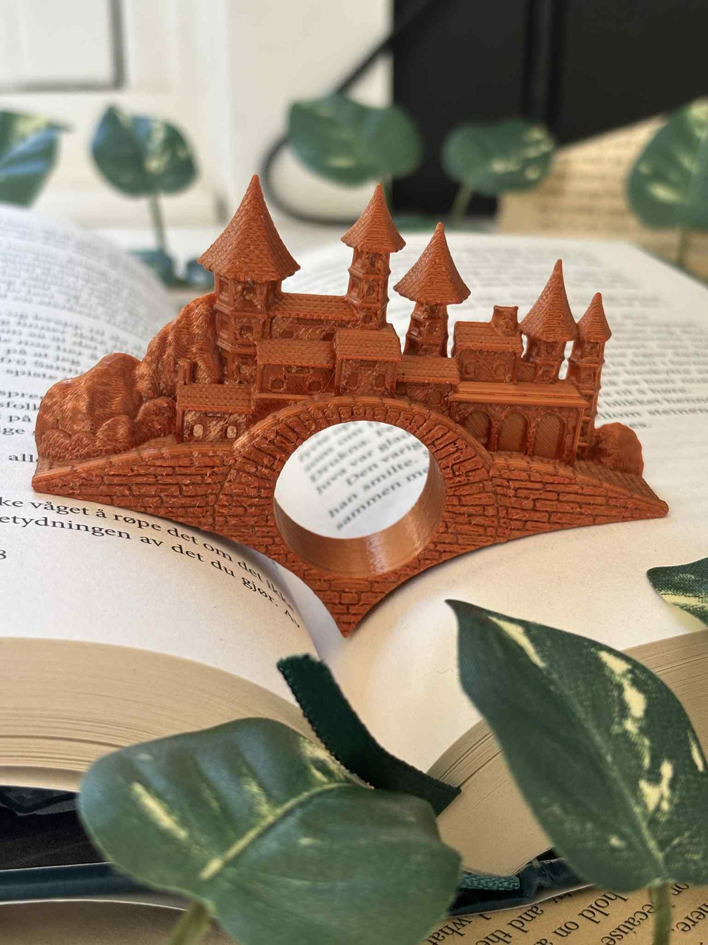 Thumb Page Holder / Sideholder - Castle