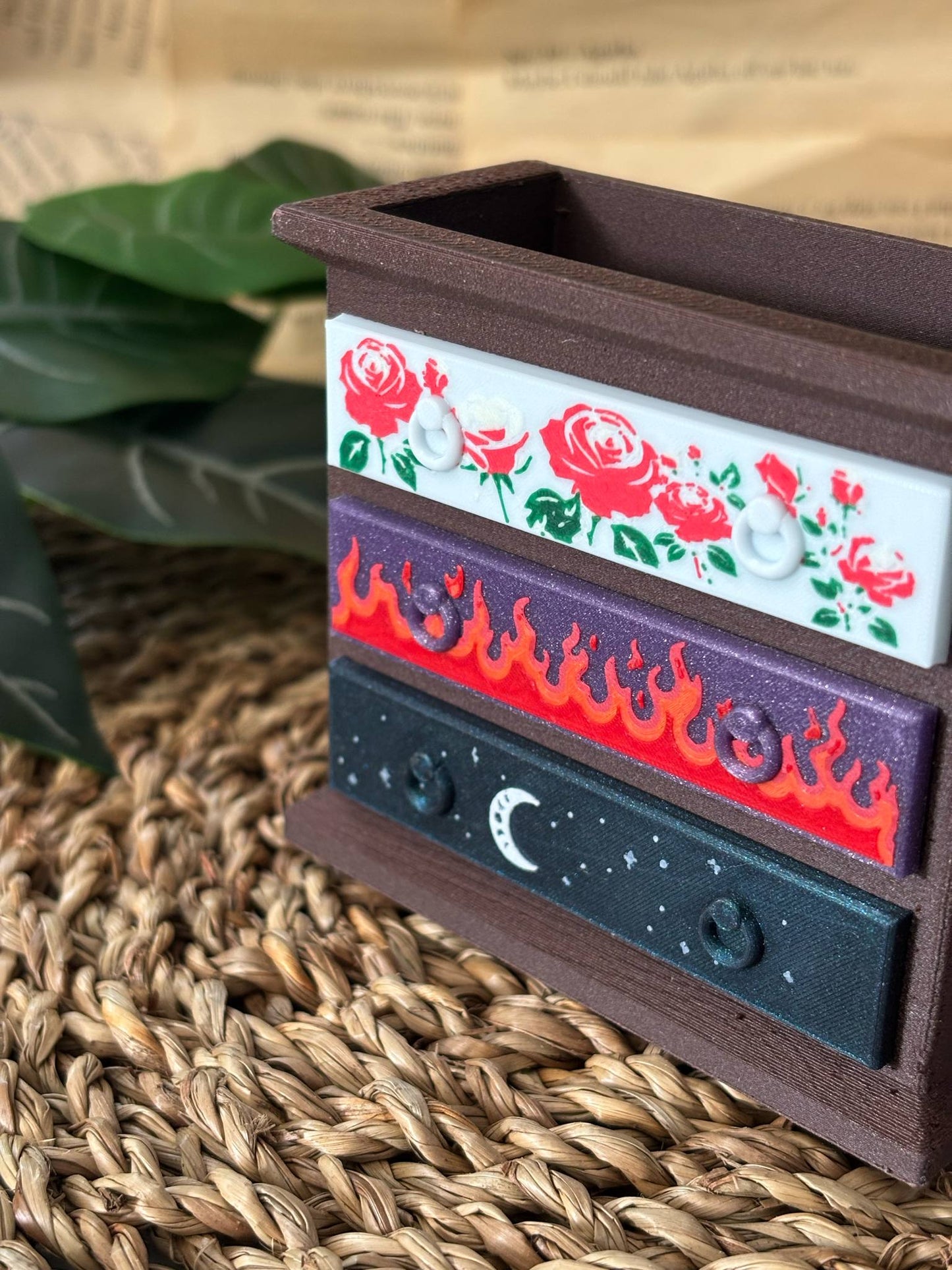 ACOTAR Kommode / ACOTAR Bokmerkeholder