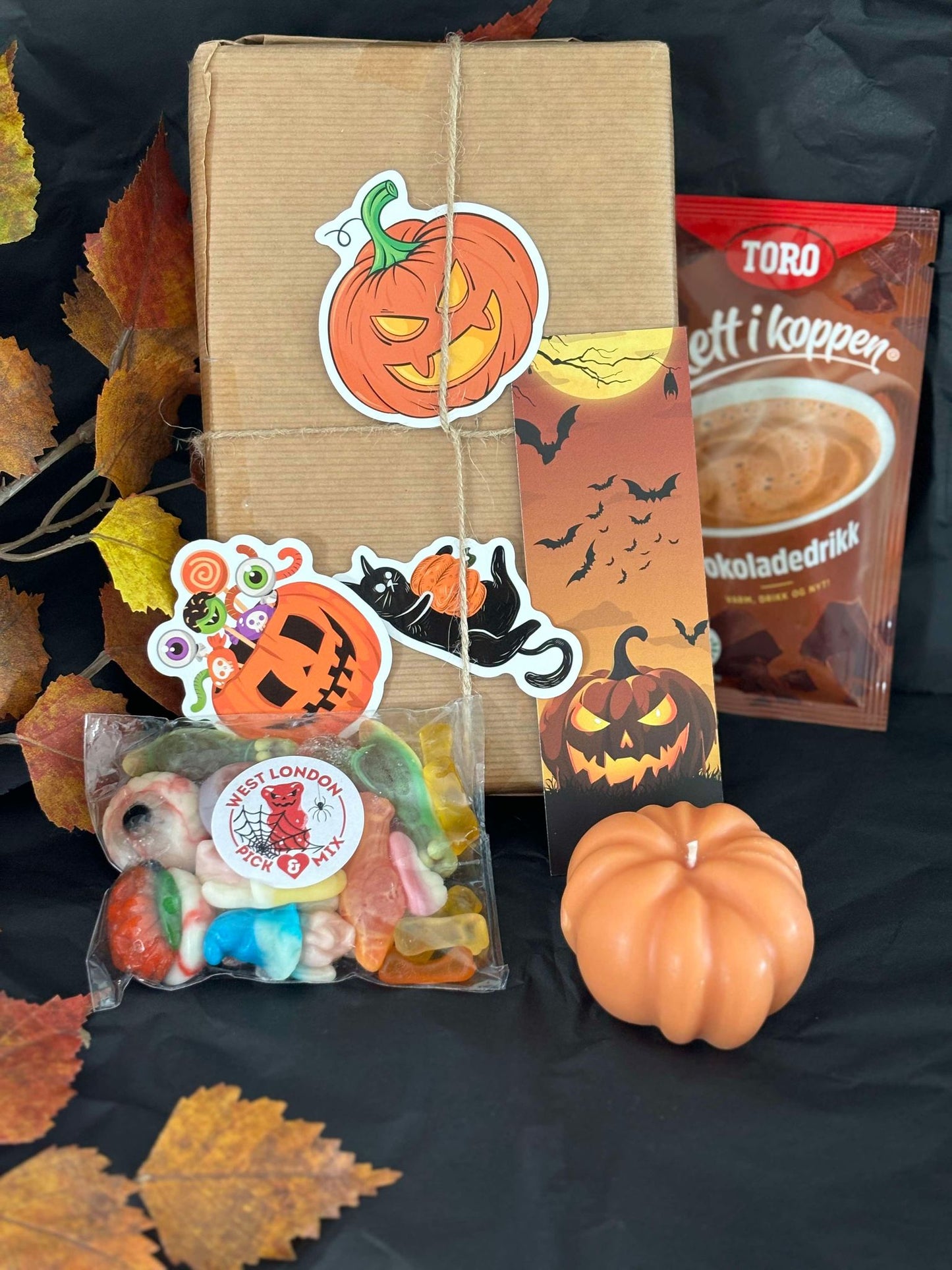 🎃 Trick or Read - Bookish Halloween Box 📚