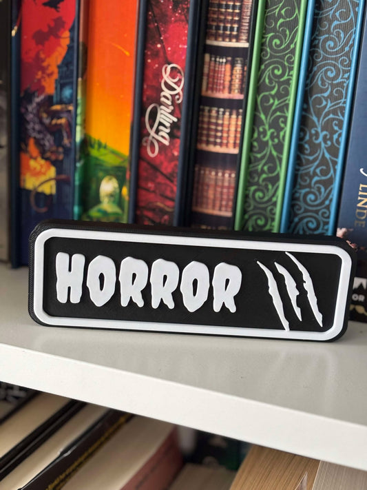 Bookish Horror Skilt