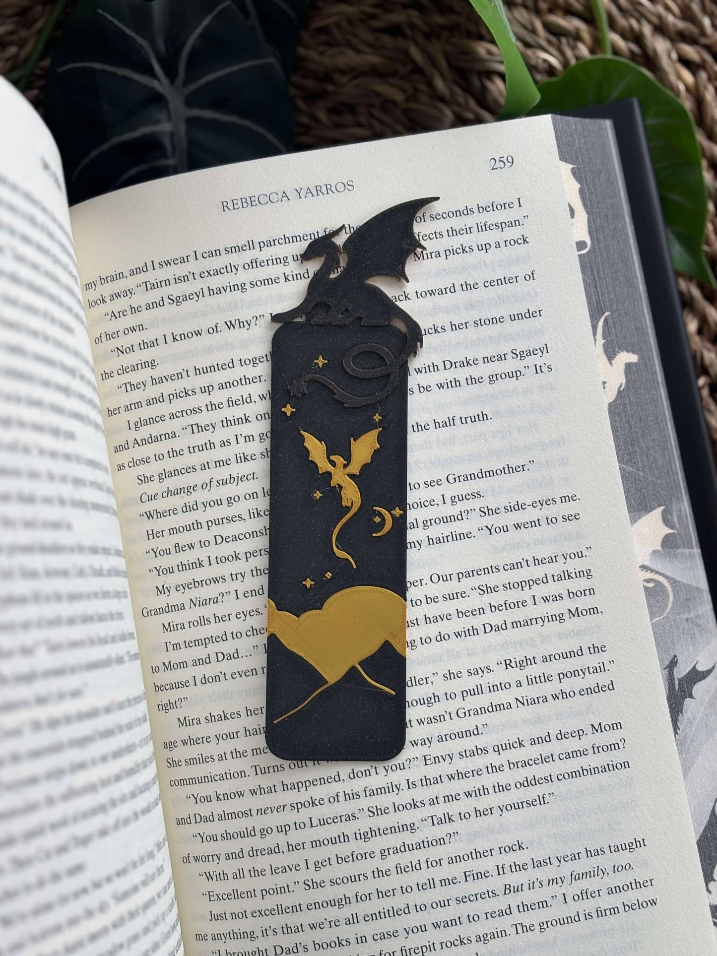 Black & Gold Dragon Bokmerke