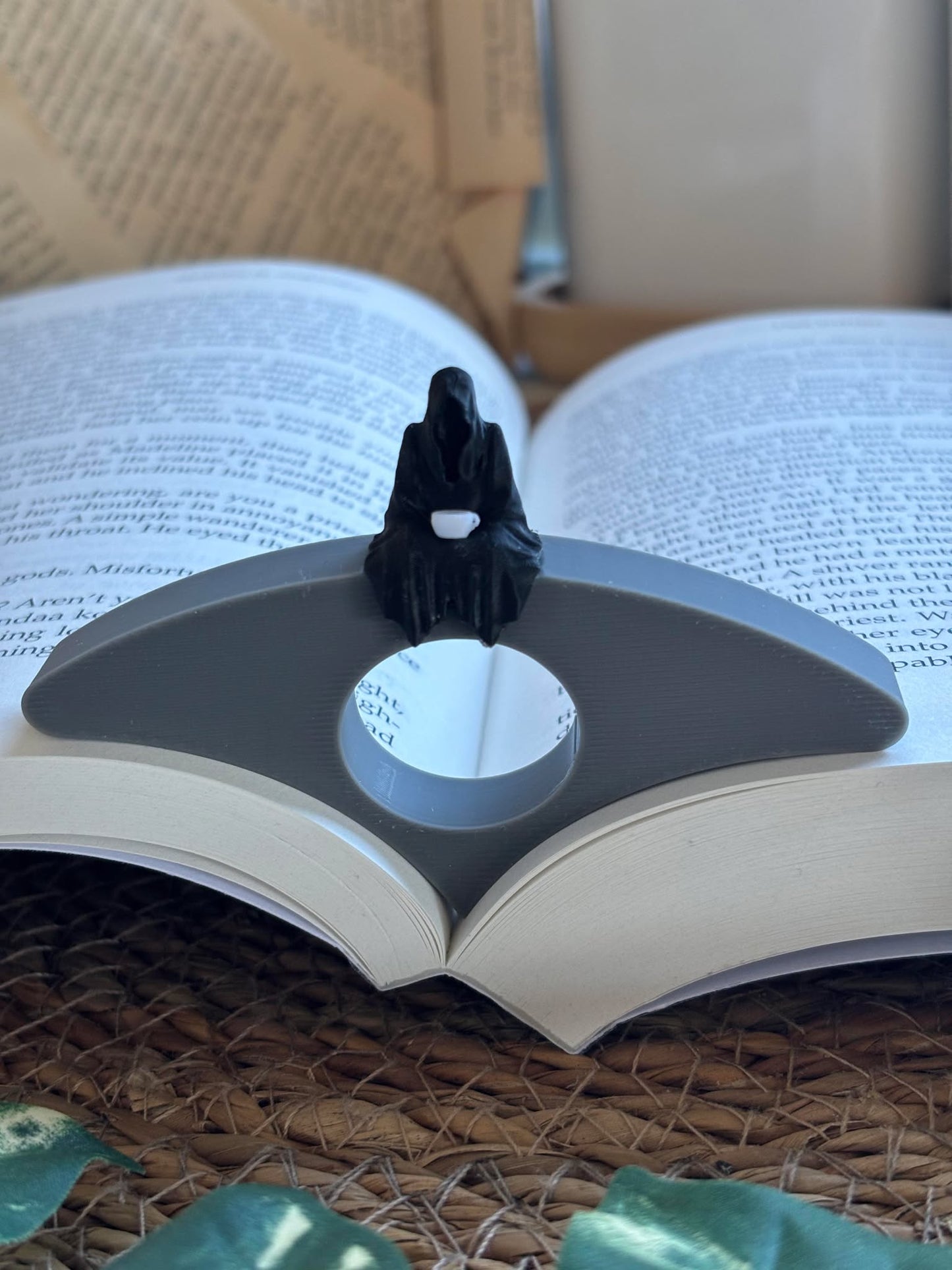 Thumb Page Holder / Sideholder - Suriel