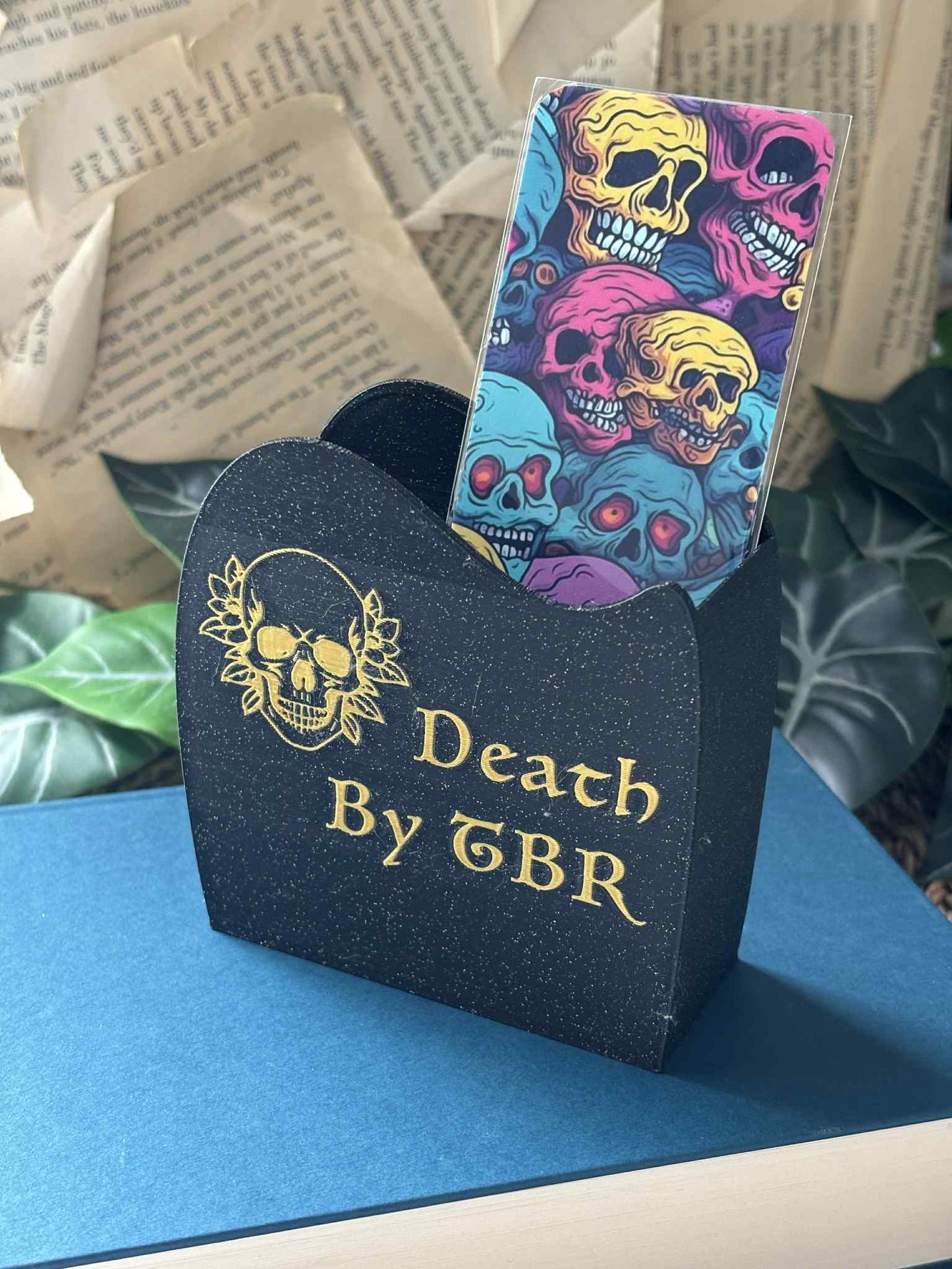 Death By TBR w/ skull - Penneholder / Bokmerkeholder