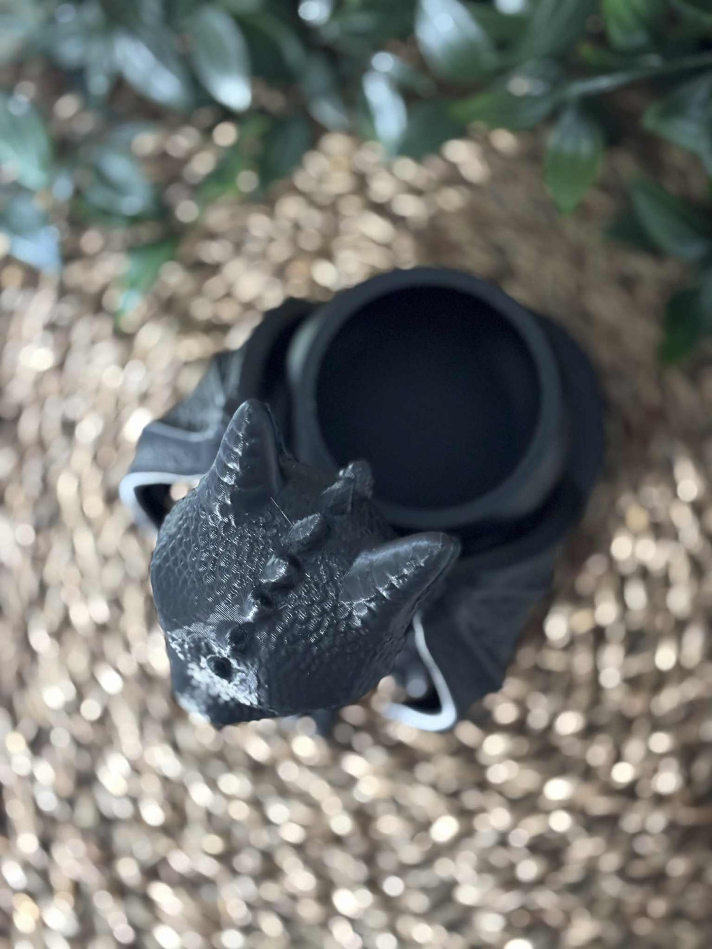 Sittende Drage LED Lysholder / Blomsterpotte