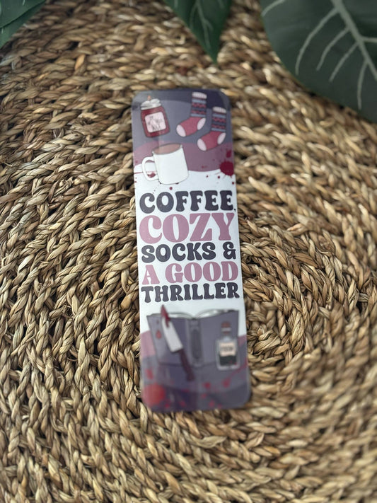 Coffee, cozy socks & a good thriller bokmerke