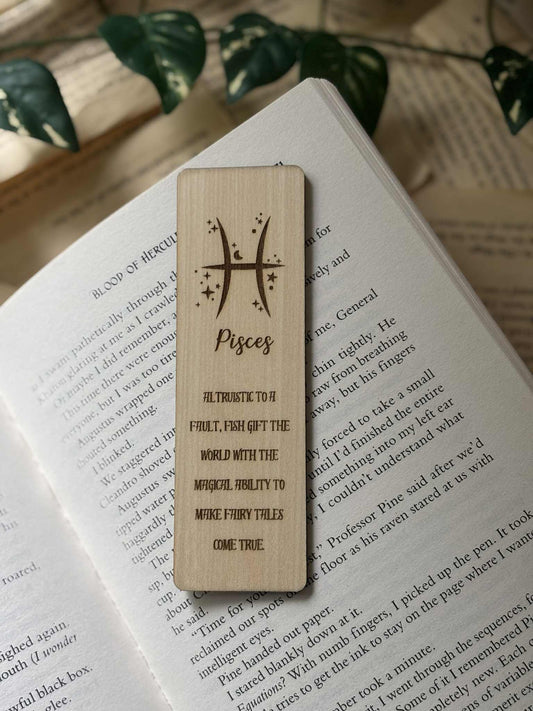 Pisces - Bokmerke i tre