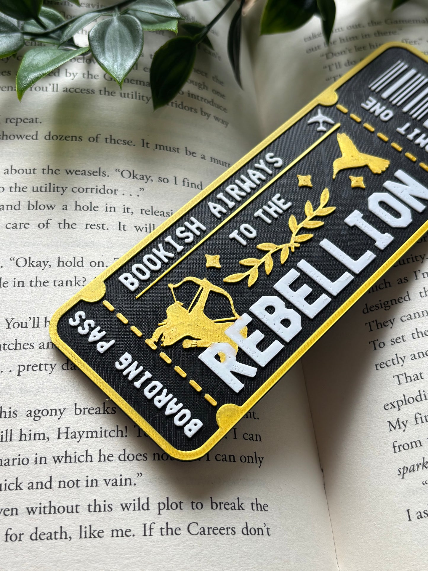 Bookish Airways to the rebellion bokmerke