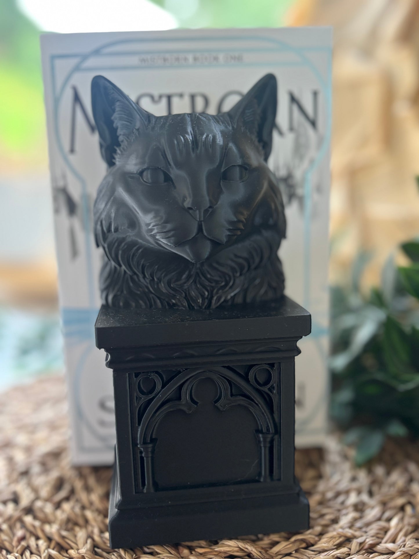 Bokstøtte - Cat by Akshan