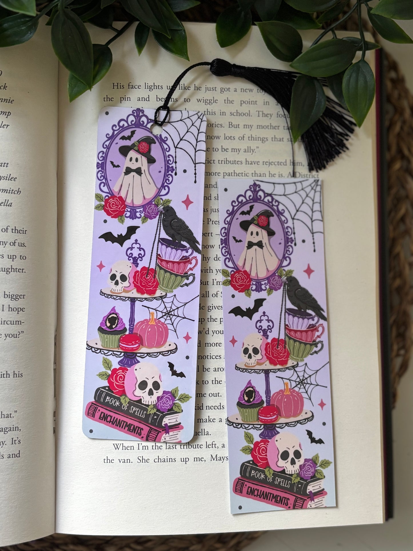 Haunted Victorian Tea Party Bokmerke