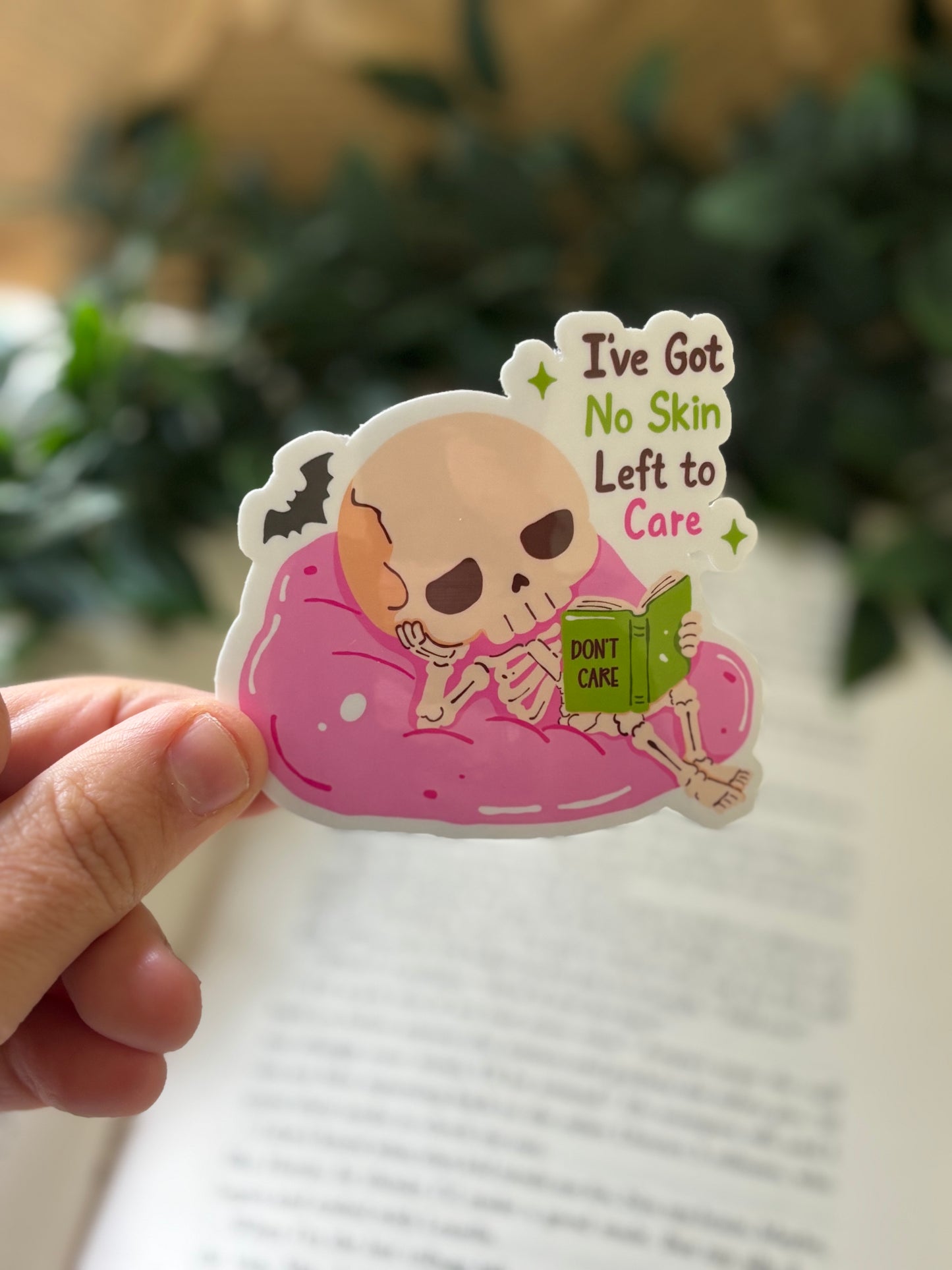 I´ve got no skin left to care Sticker