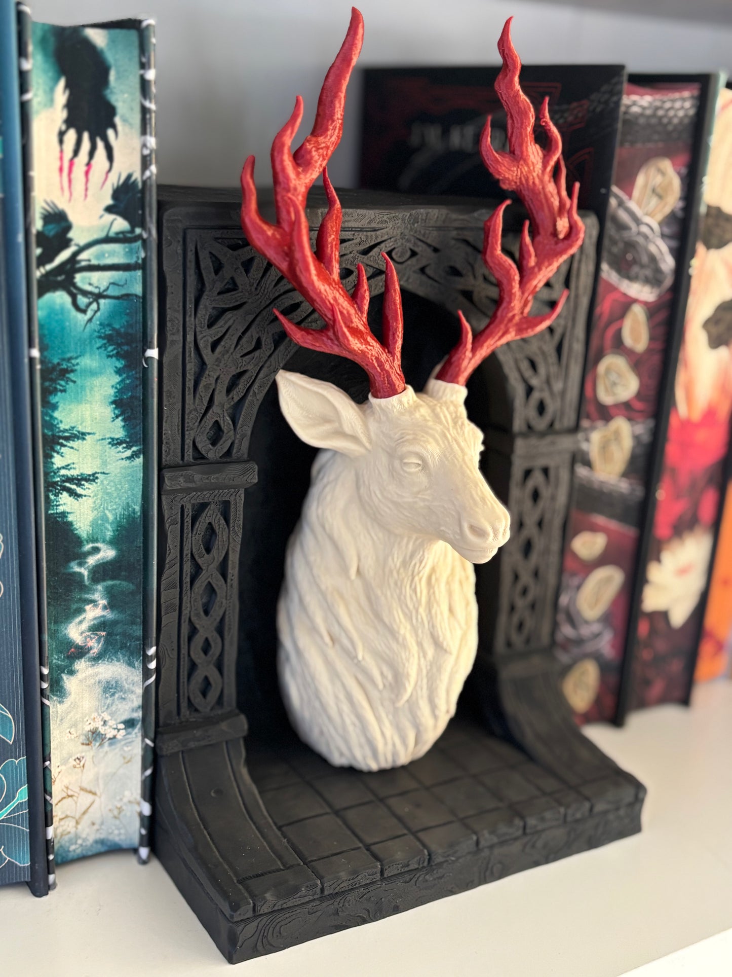Book Nook - Antlers of Ember (Throne of Glass Inspired)