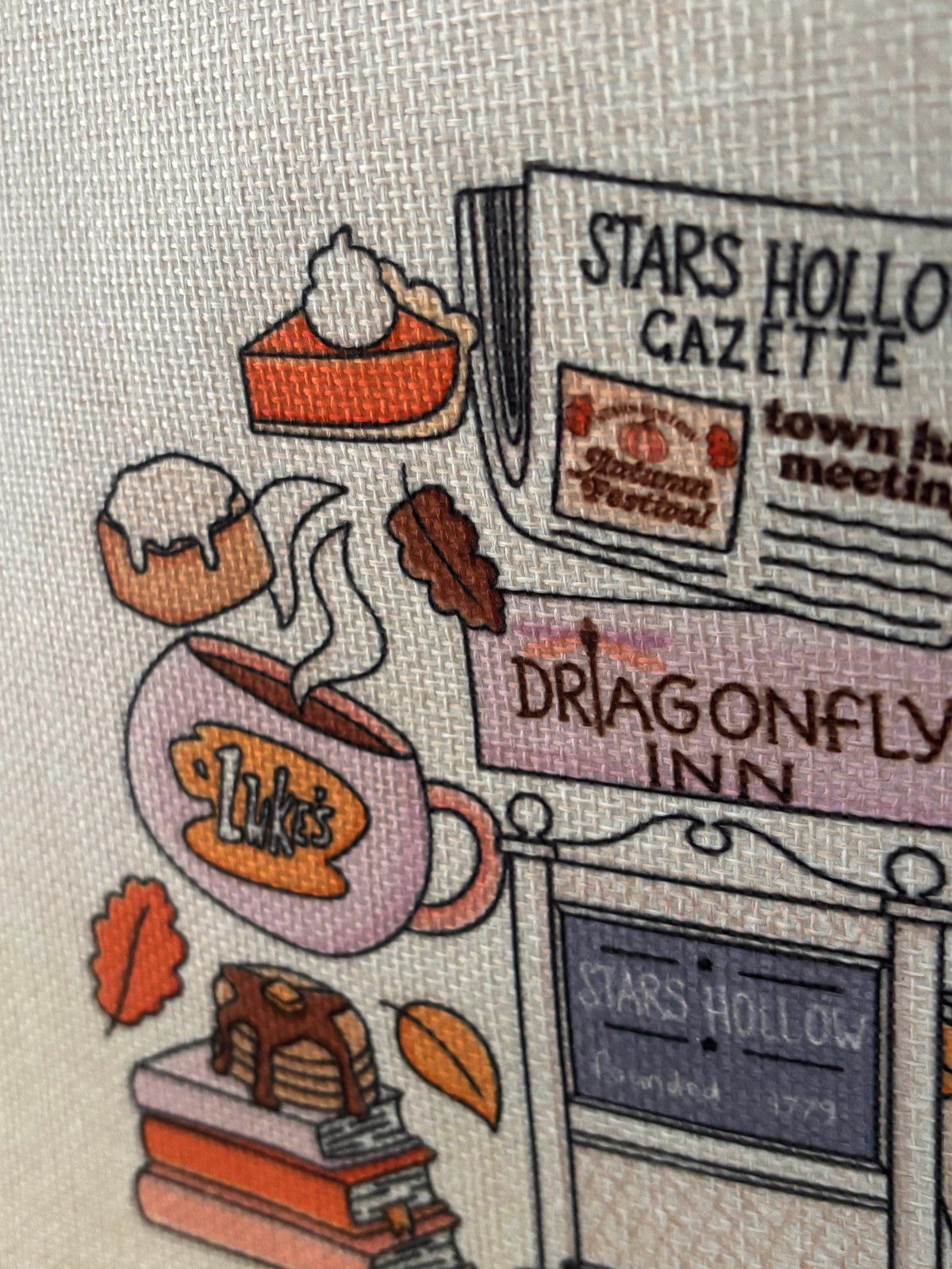 Stars Hollow Town Collage Handlenett