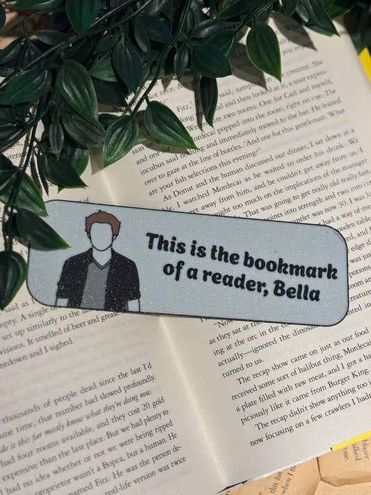 This is the bookmark of a reader, Bella -  Bokmerke