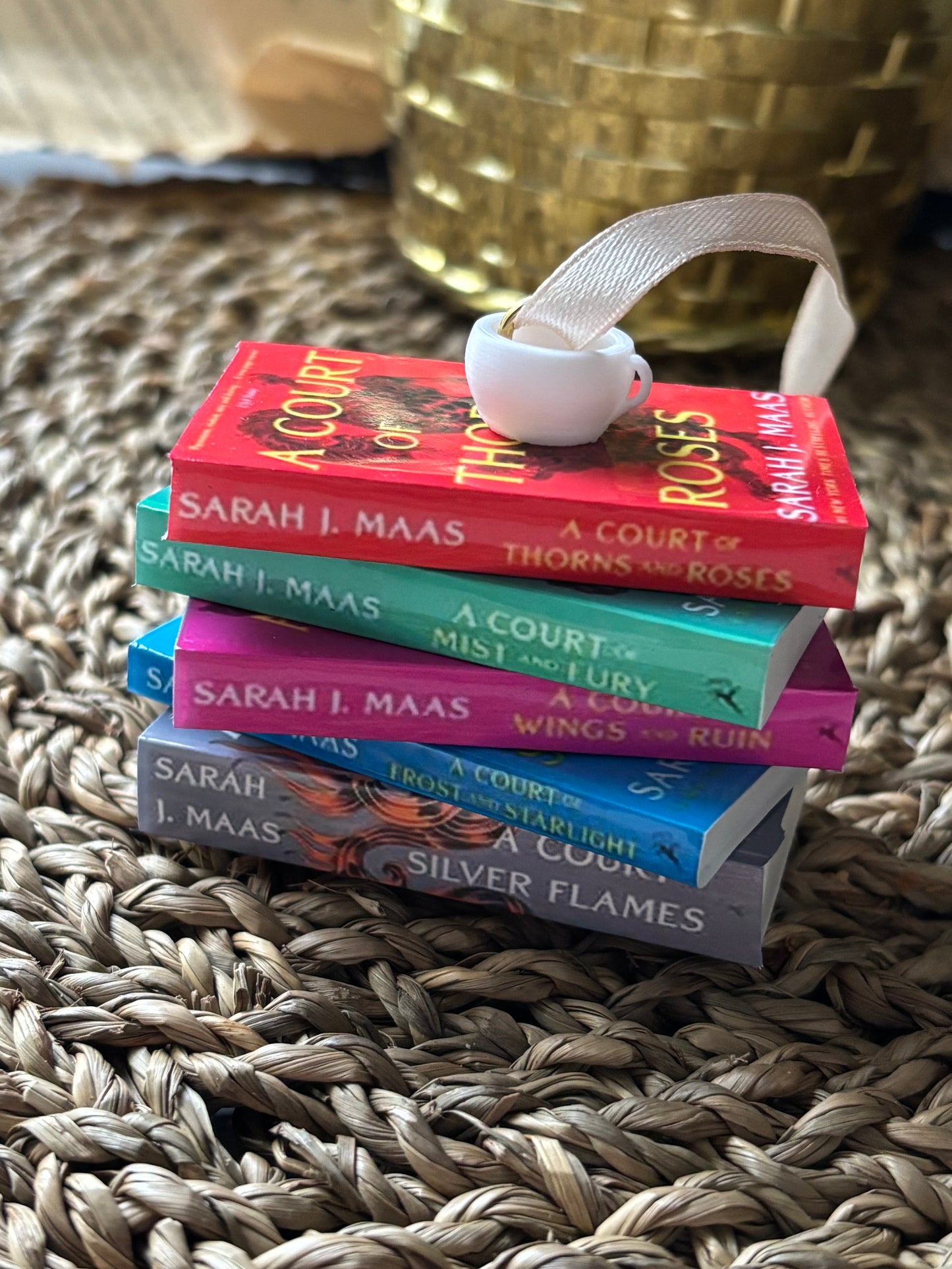 ACOTAR – Bokstabel Juledekorasjon