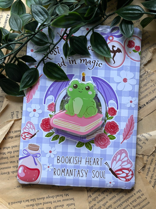 Frog on Book Kindle Grip
