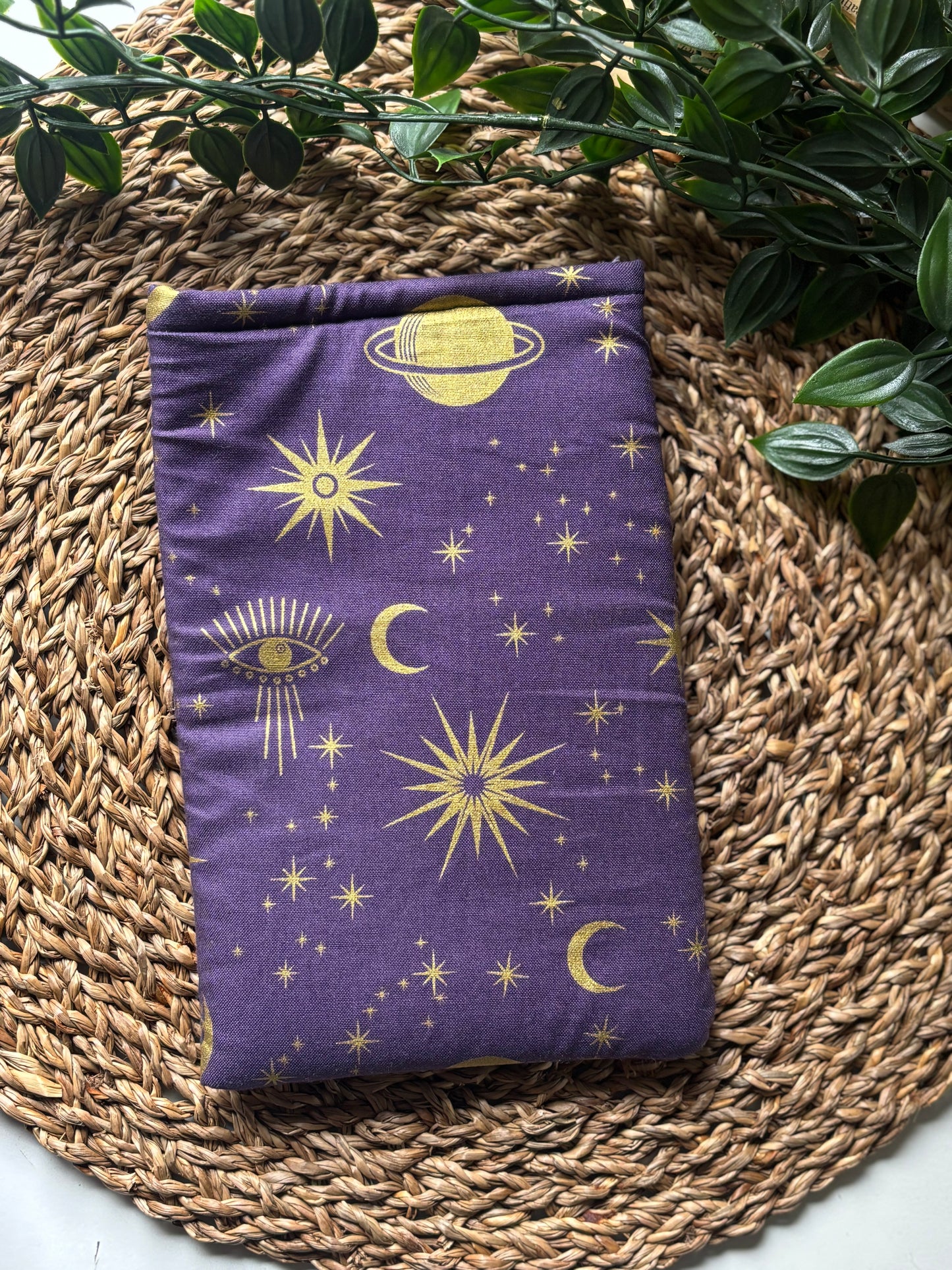 Astrology Purple Kindle sleeve (Limited Edition)