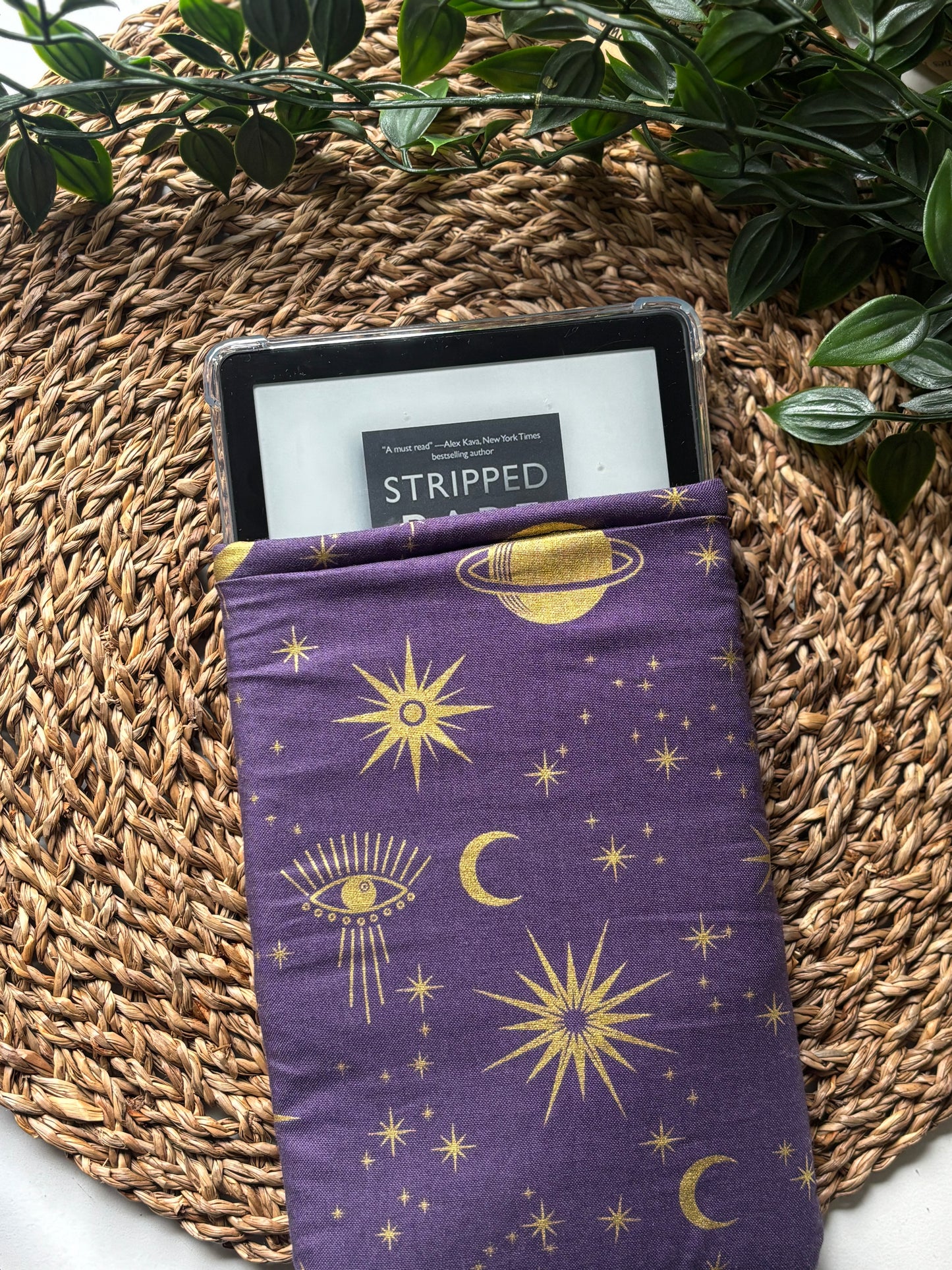 Astrology Purple Kindle sleeve (Limited Edition)