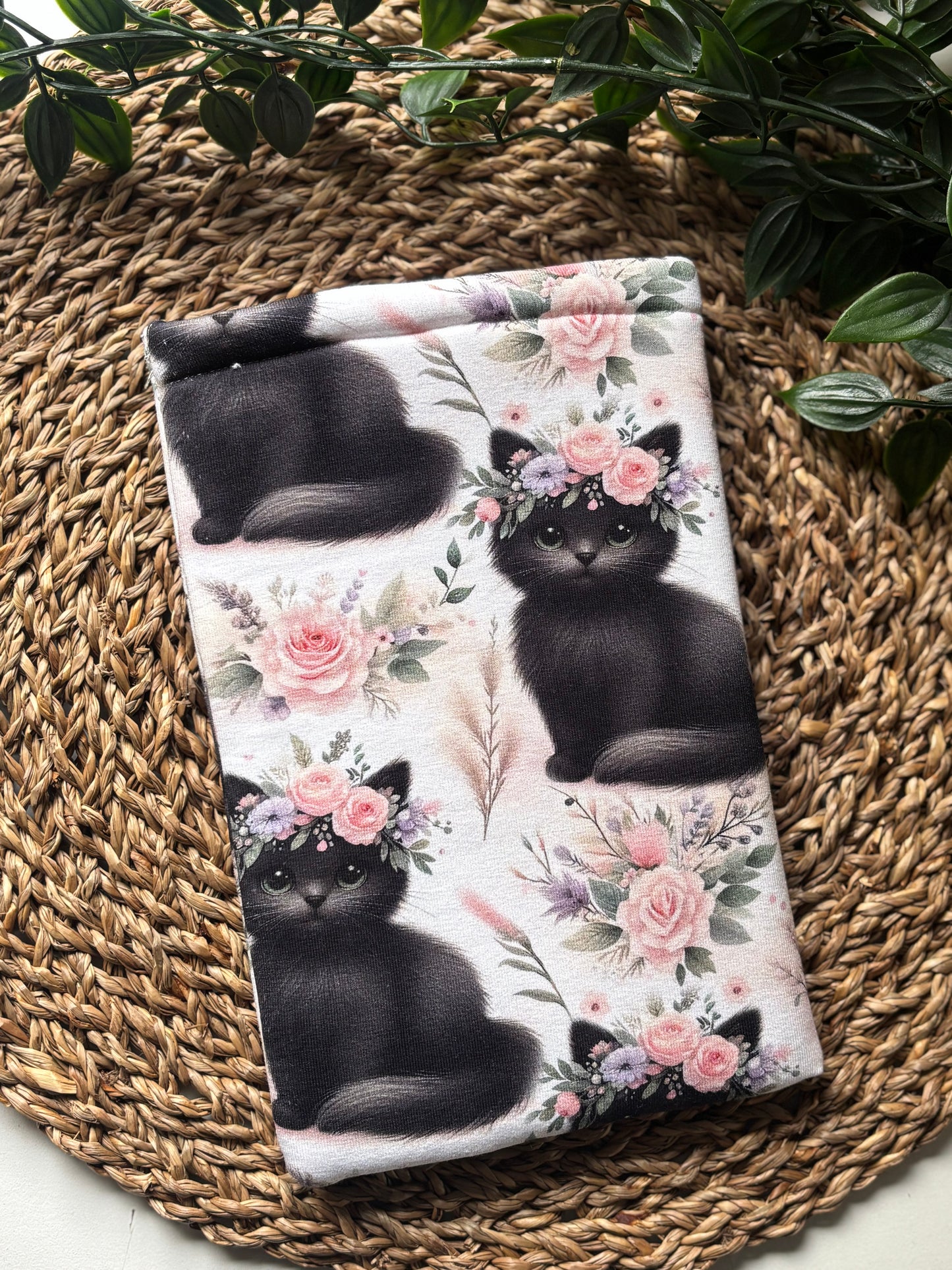 Blossom Kitty Kindle sleeve (Limited Edition)