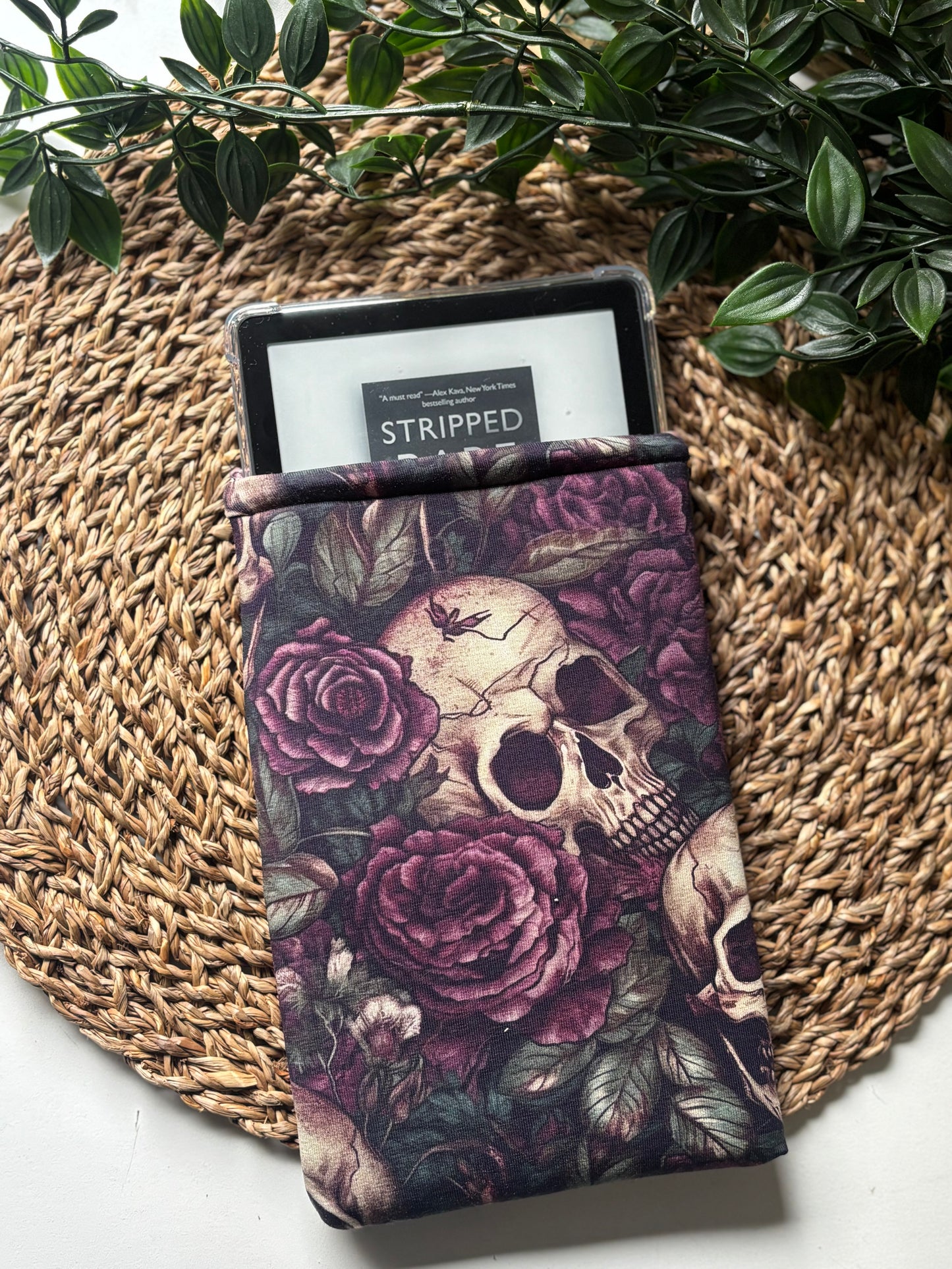 Purple Rose Skull Kindle sleeve (Limited Edition)