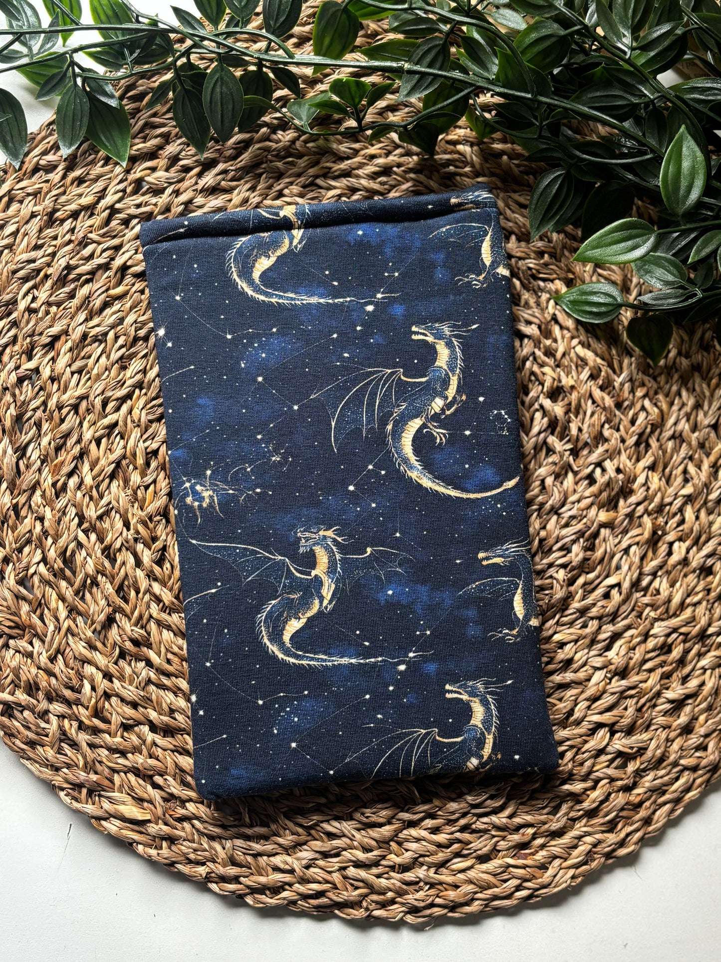 Starry Sky Dragon Kindle sleeve (Limited Edition)