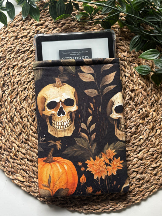 Pumpkin Skull Kindle sleeve (Limited Edition)