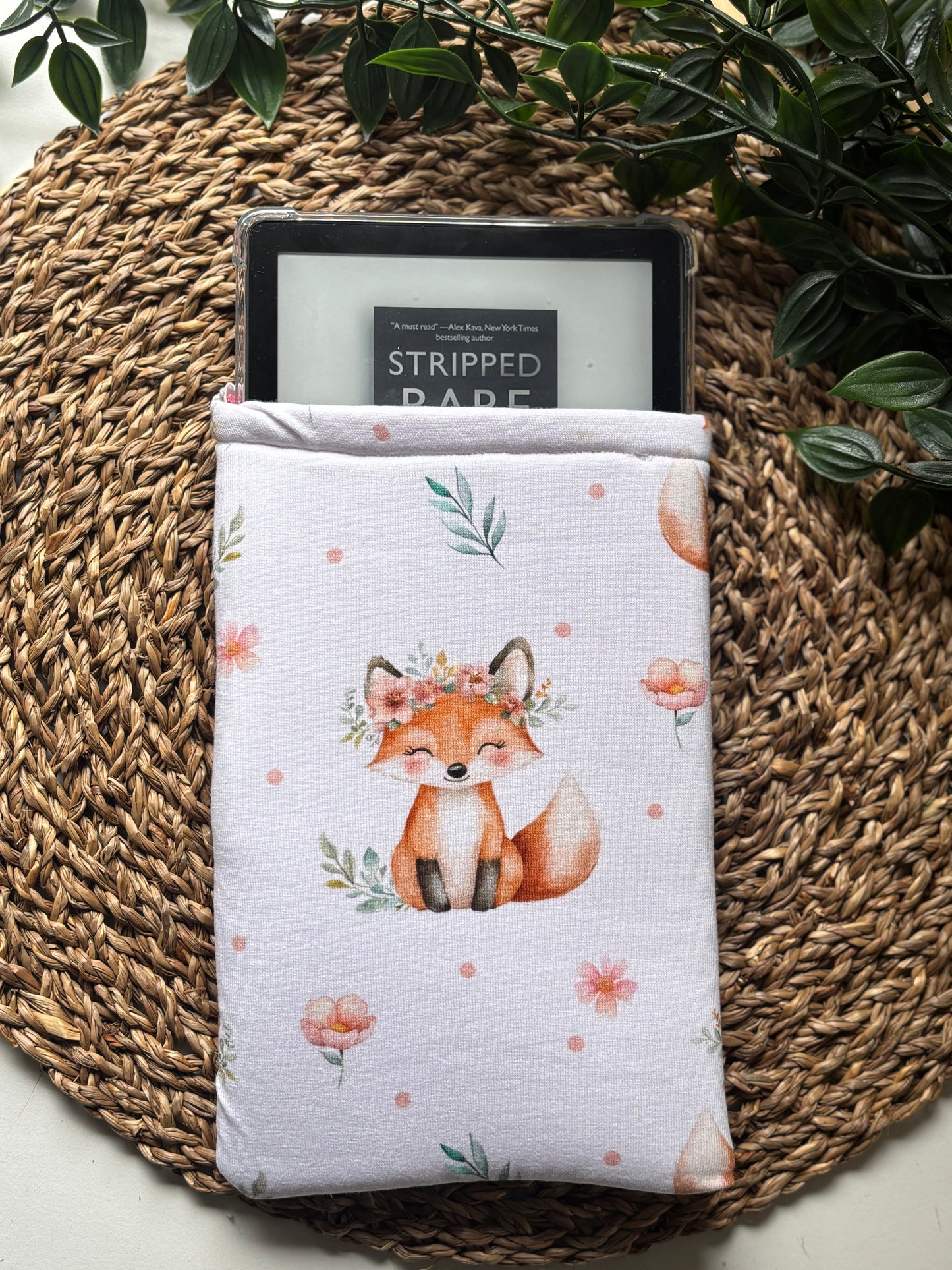 Flower Fox Kindle sleeve (Limited Edition)