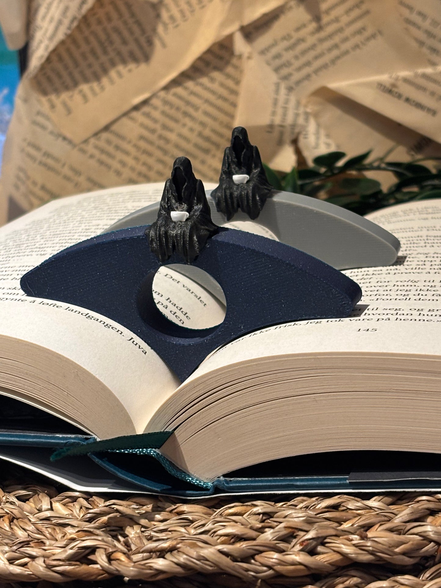 Thumb Page Holder / Sideholder - Suriel