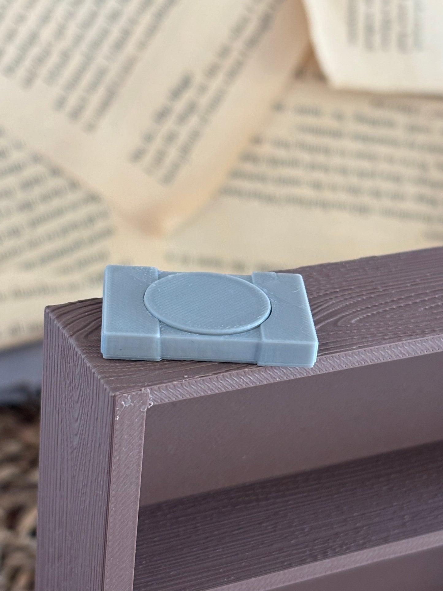 Mini Ps1 konsoll til Miniatyr bokhylle