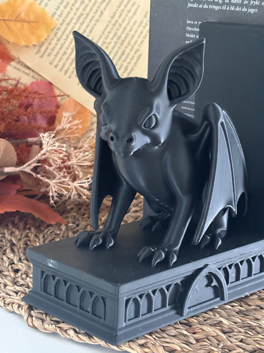 Bokstøtte - Gothic Bat