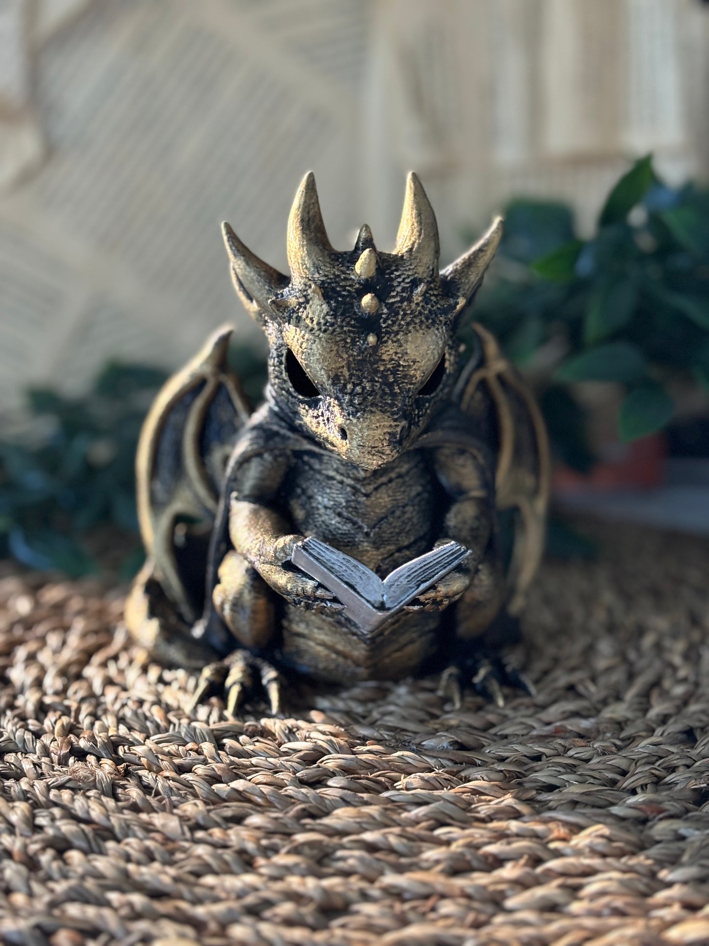 Dragon Page Keeper m/ te-ledlys