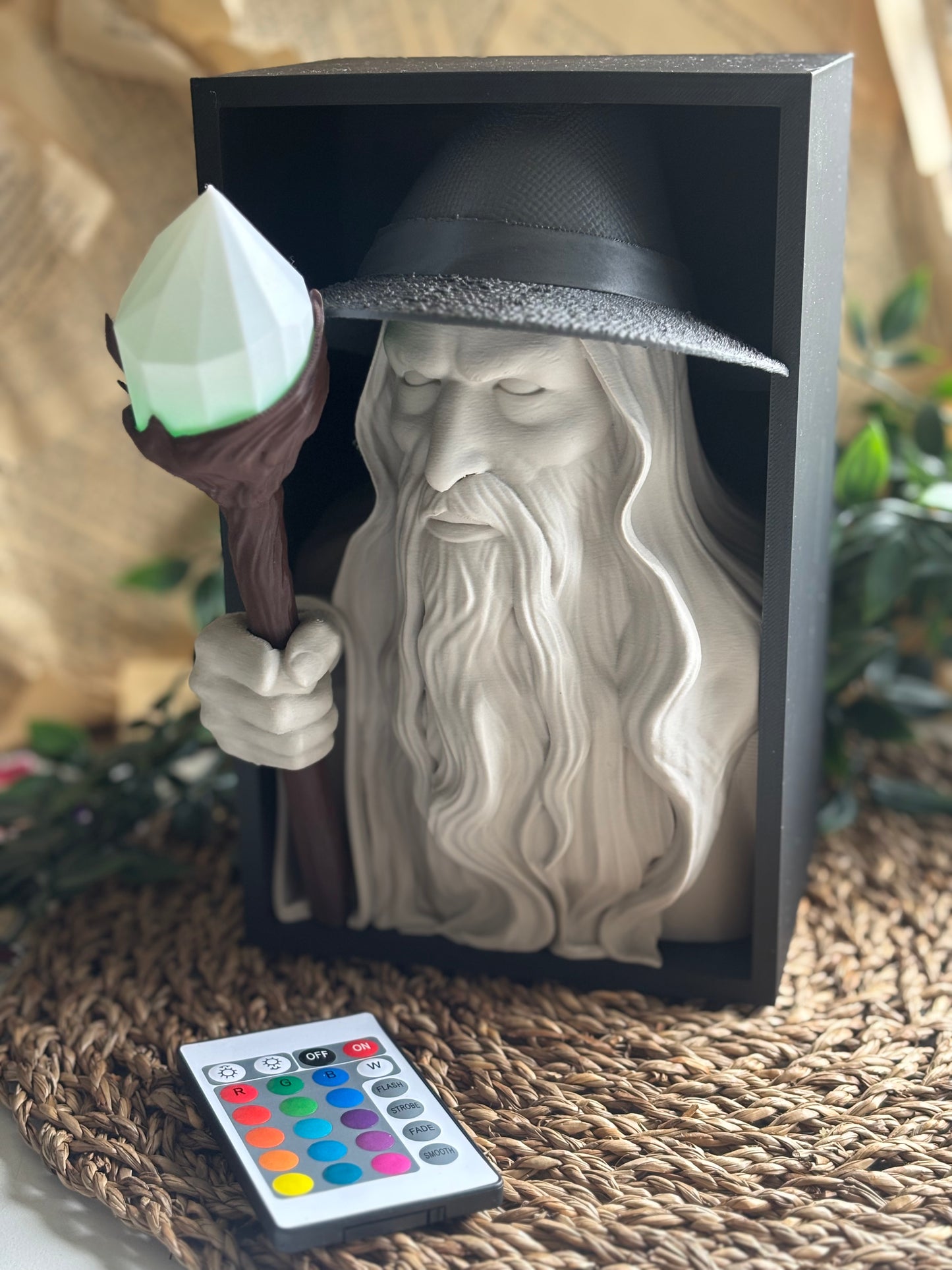 Glowing Wizard Book Nook m/fargelys