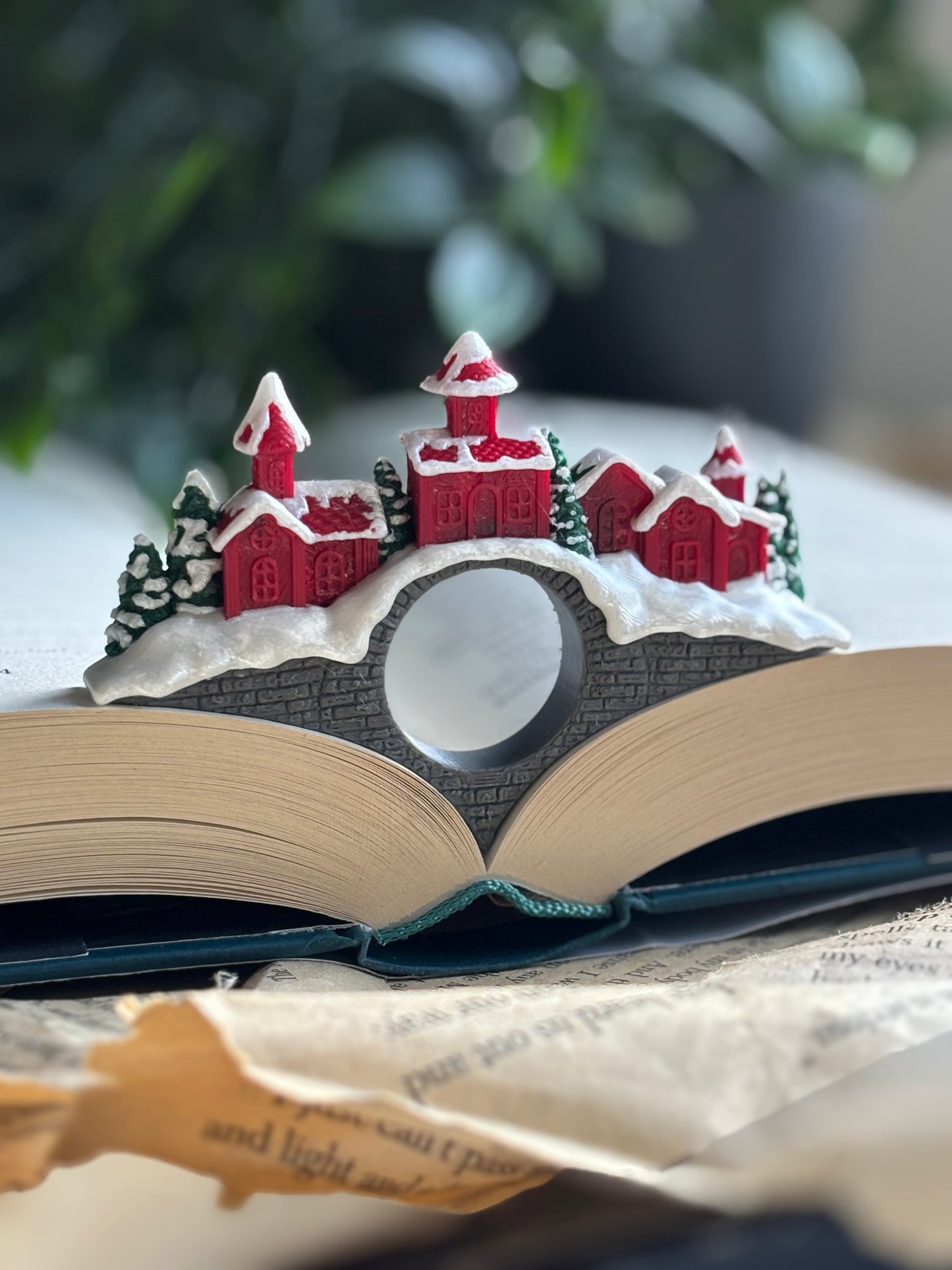 Christmas Village - Thumb Page Holder / Sideholder