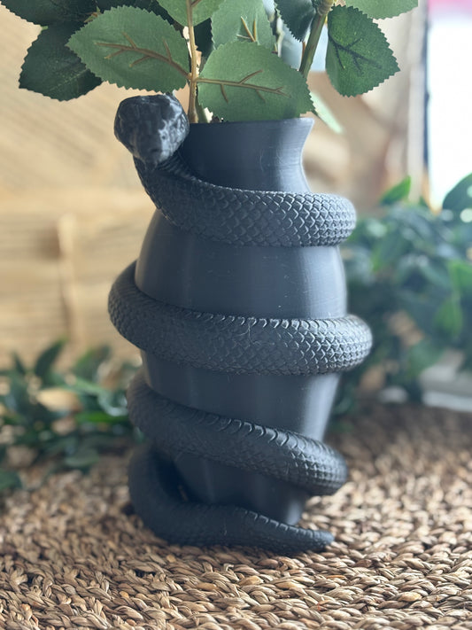 Serpent Vase