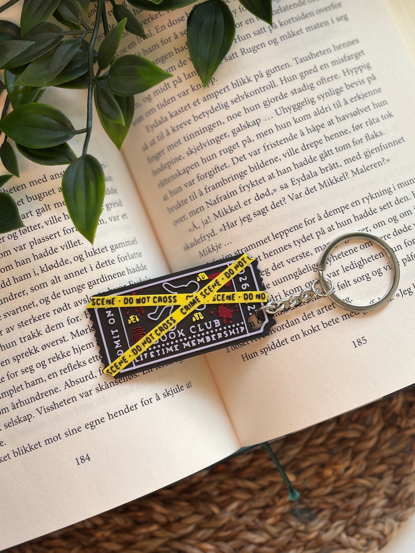 Crime Scene Book Club Nøkkelring