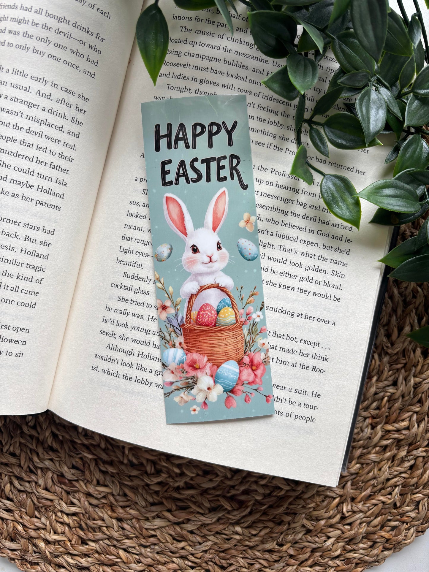 Happy Easter, blue background bokmerke (Limited Edition)