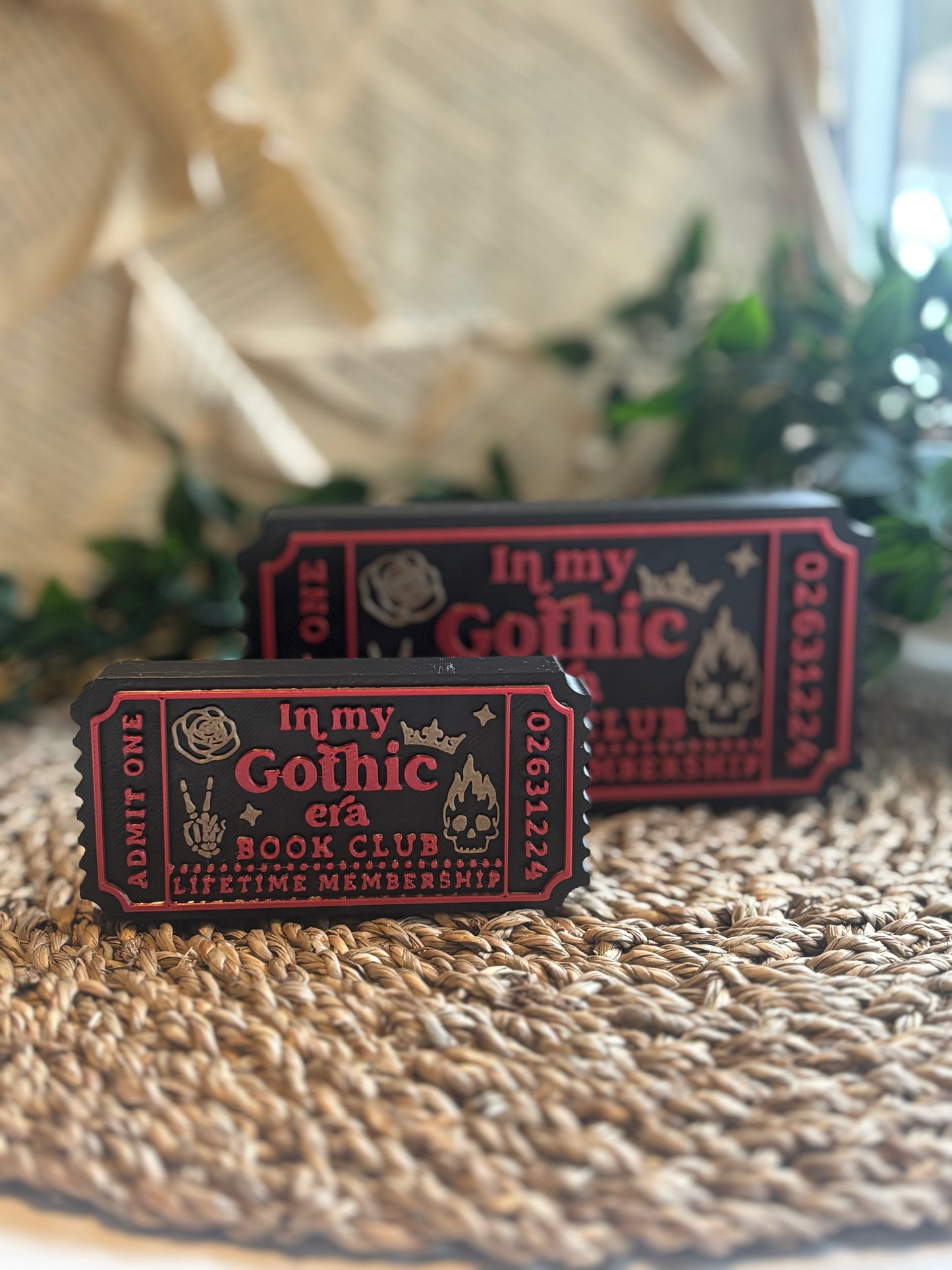 In My Gothic Era Book Club Bokhylleskilt