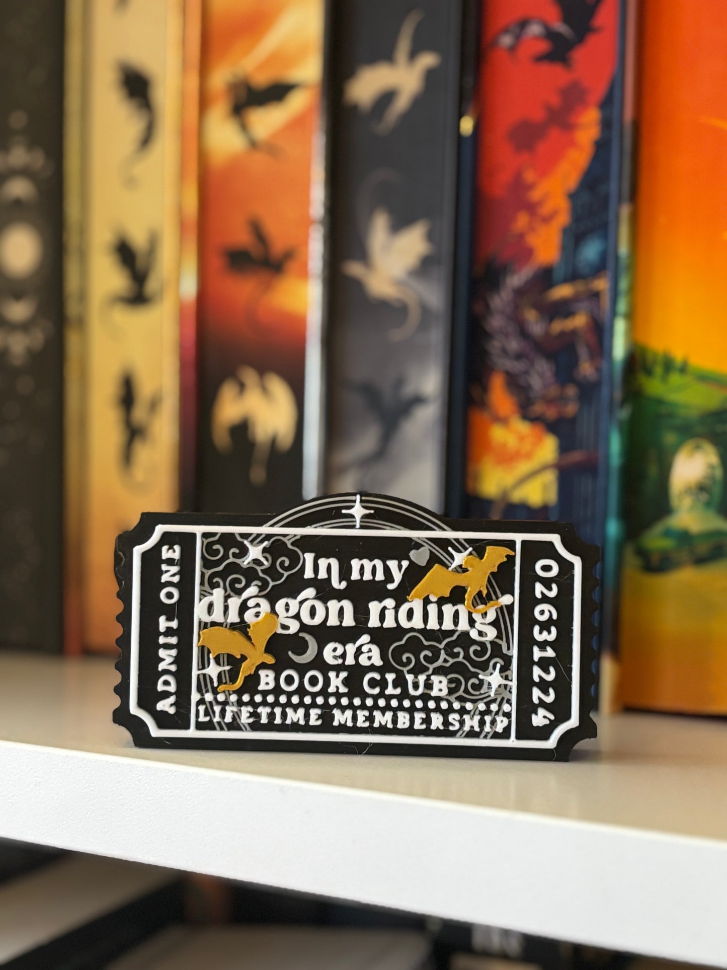 In My dragon riding era Book Club Bokhylleskilt