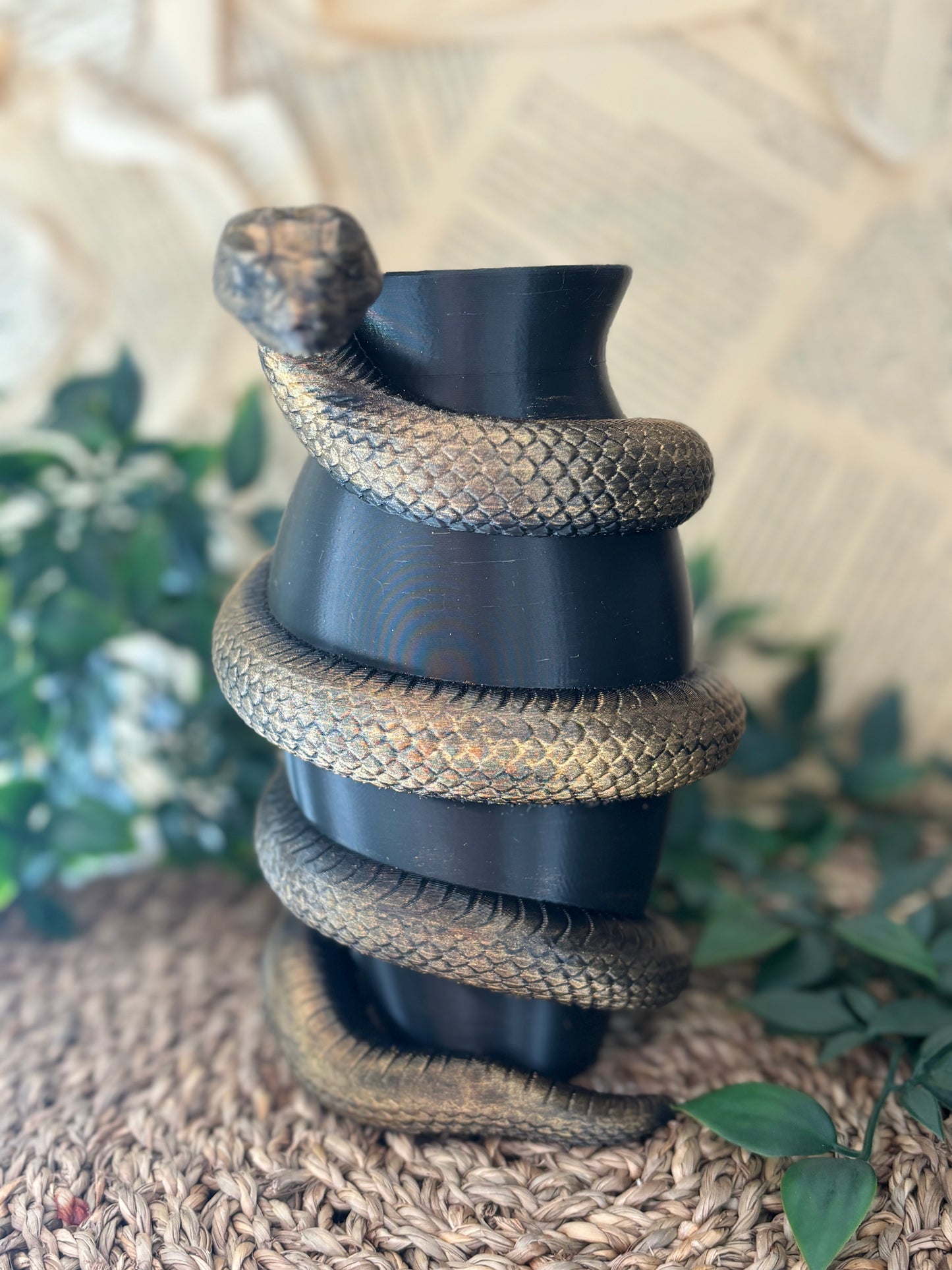 Serpent Vase