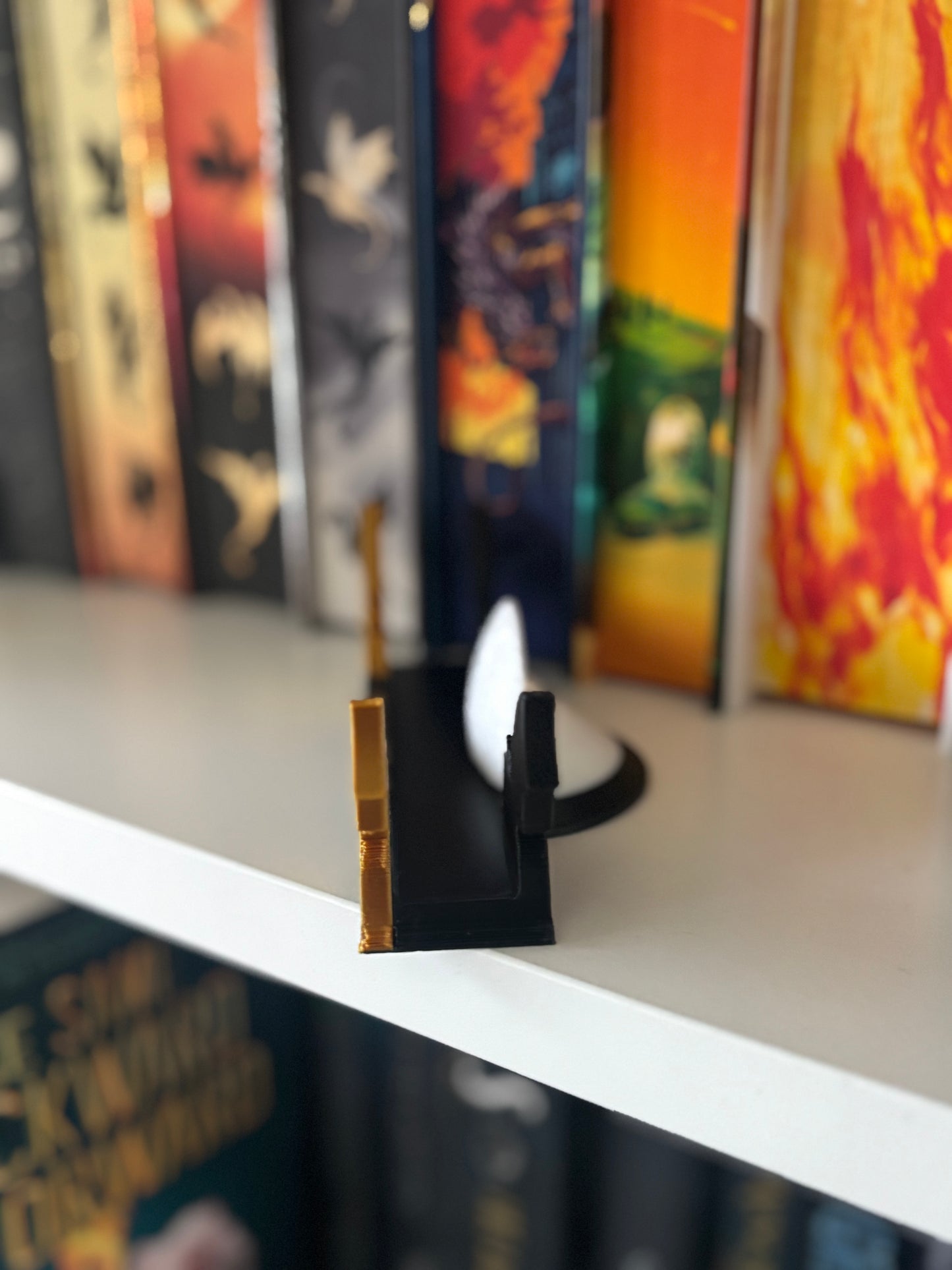 Flying Dragons Kindle Holder