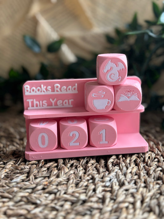 Bokteller med terninger