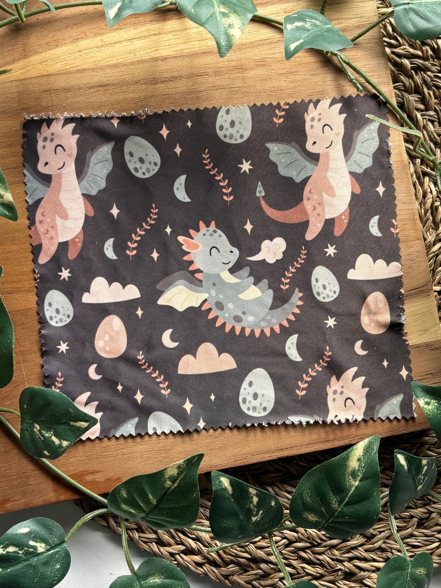 Cute Dragons Pusseklut / Brilleklut